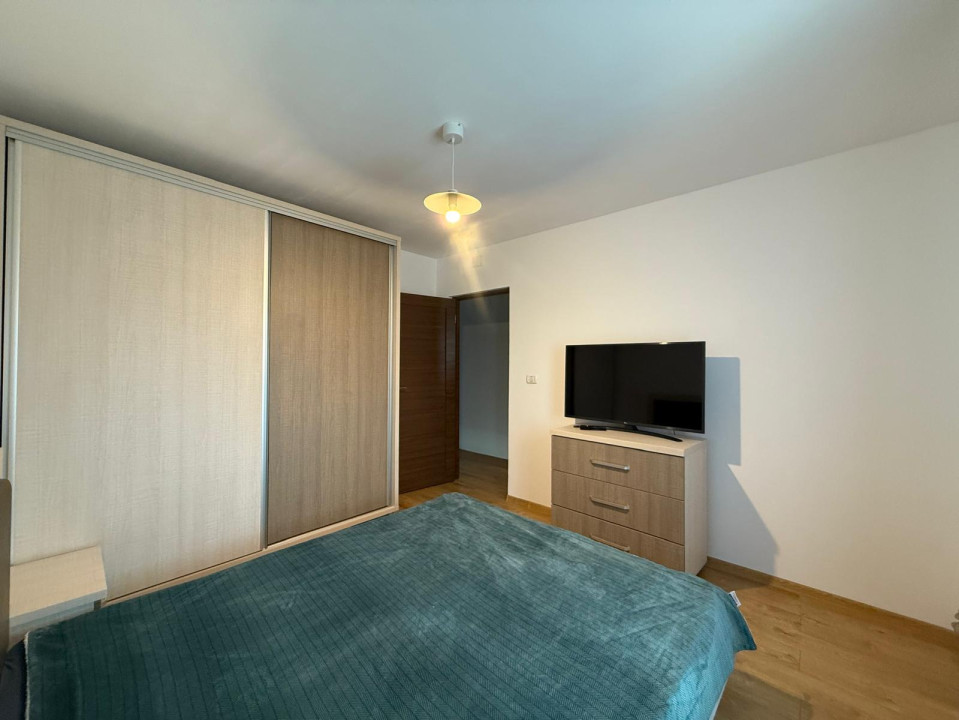 Casa cu 4 camere, 93mp utili, P+1, teren total 327mp - zona Giroc 