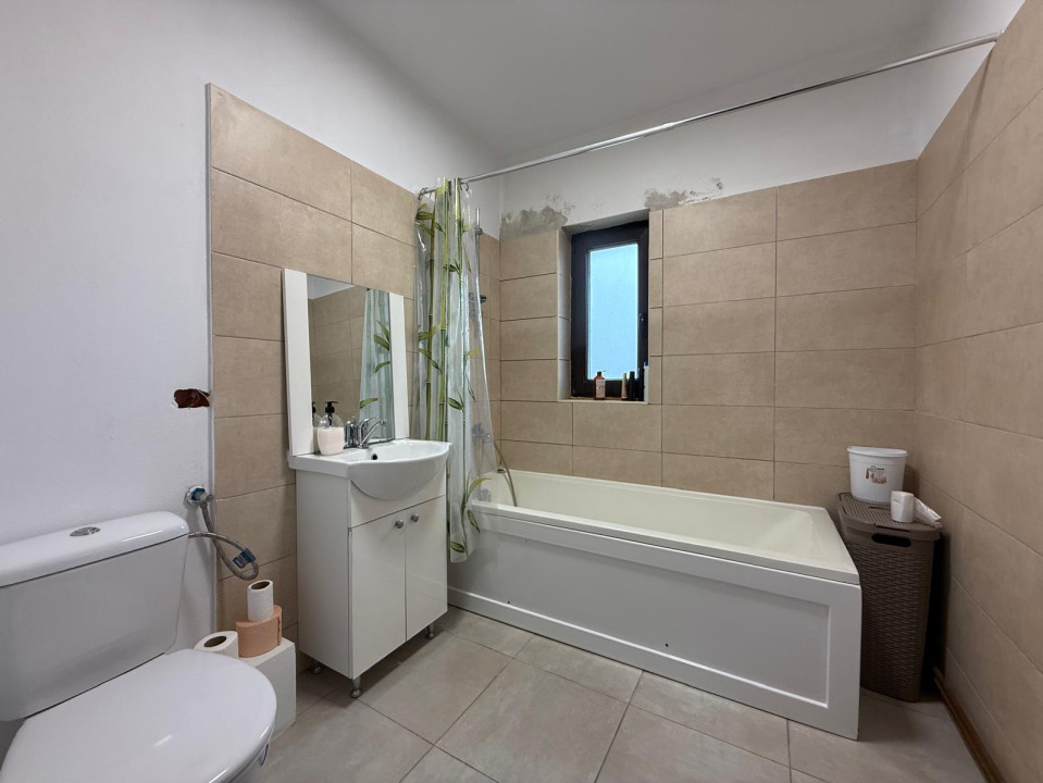 Casa cu 4 camere, 93mp utili, P+1, teren total 327mp - zona Giroc 