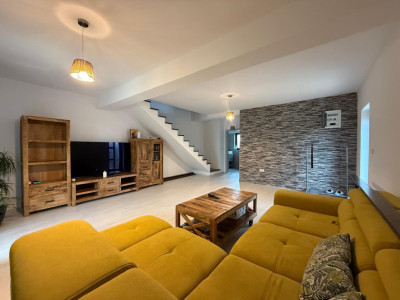 Casa cu 4 camere, 93 mp utili, teren 327mp - zona Giroc 