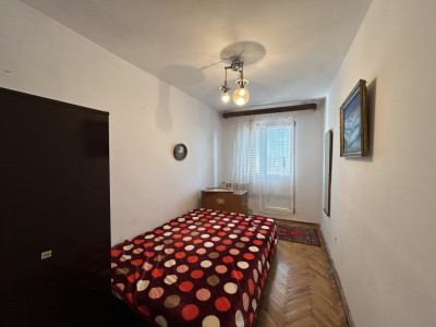 Apartament 3 camere, semidecomandat, 52mp utili, zona Iosefin 