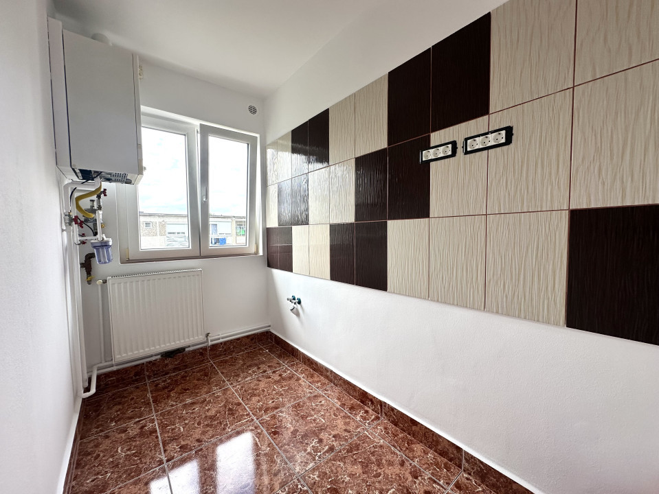 Apartament 2 camere, 40 mp utili, decomandat -  zona Dacia