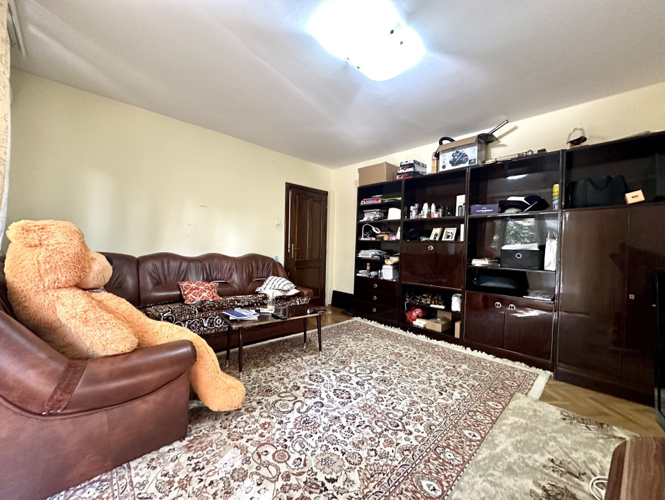 COMPLEXUL STUDENTESC, Apartament 2 camere, 50 mp utili, etaj 2