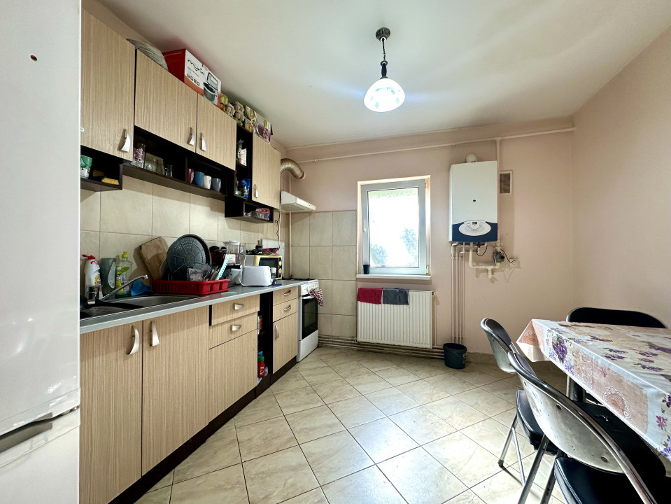 COMPLEXUL STUDENTESC, Apartament 2 camere, 50 mp utili, etaj 2