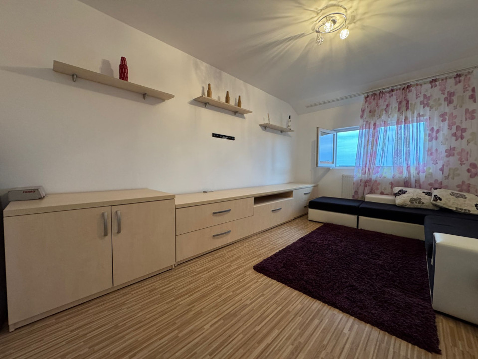 Apartament spatios 2 camere, decomandat, 49 mp - Soarelui