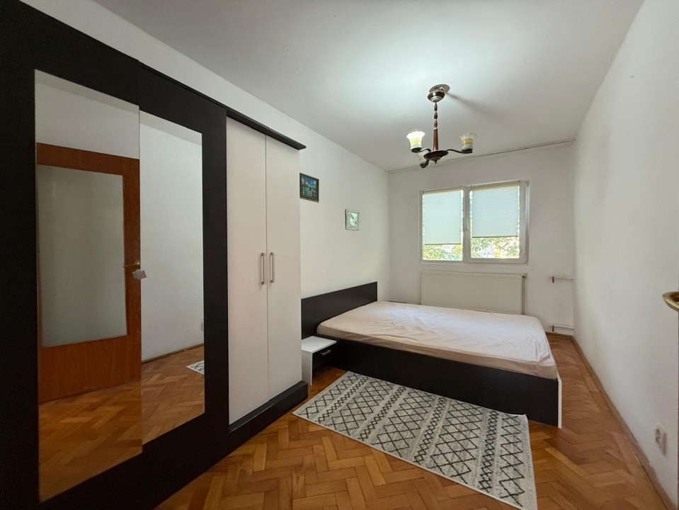 Apartament 3 camere, 47mp utili si boxa la subsol, zona Dacia