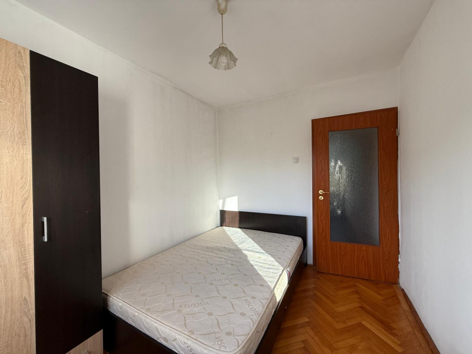 Apartament 3 camere, 47mp utili si boxa la subsol, zona Dacia