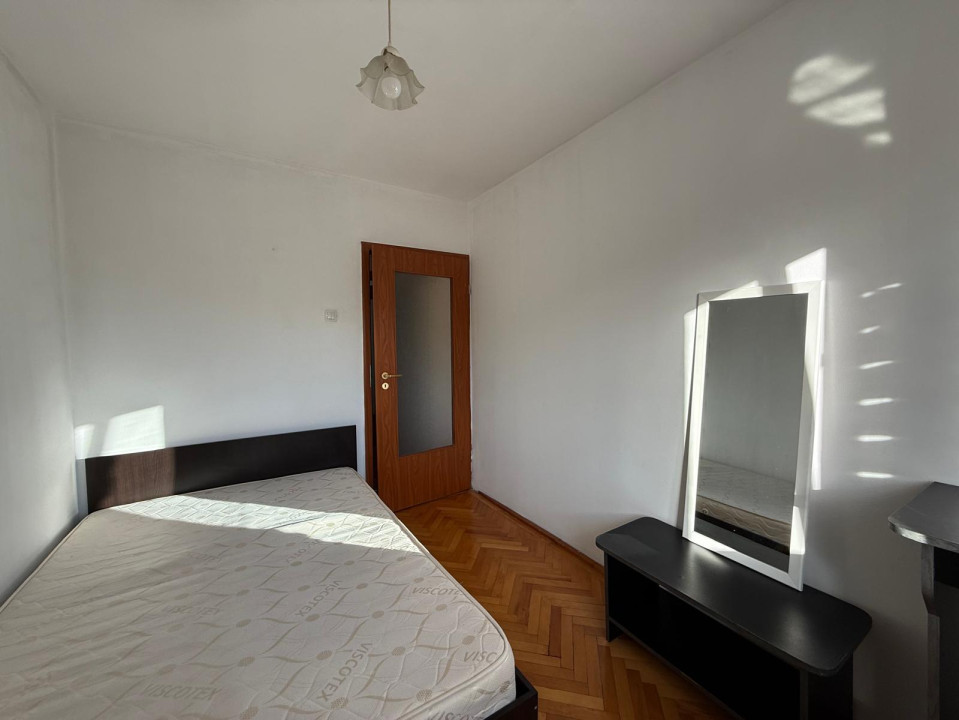 Apartament 3 camere, 47mp utili si boxa la subsol, zona Dacia