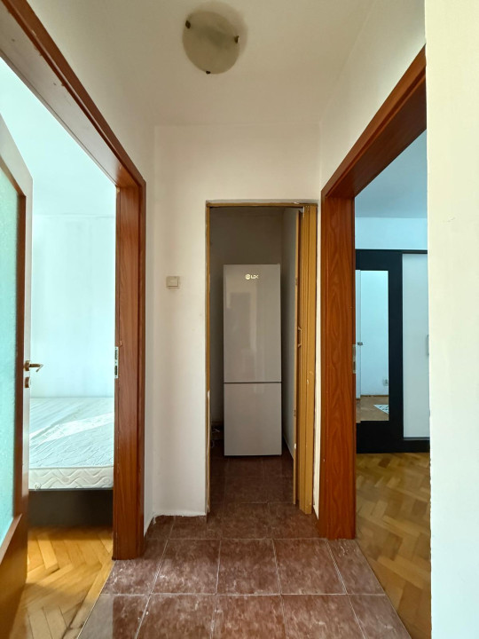 Apartament 3 camere, 47mp utili si boxa la subsol, zona Dacia