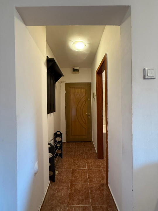 Apartament 3 camere, 47mp utili si boxa la subsol, zona Dacia