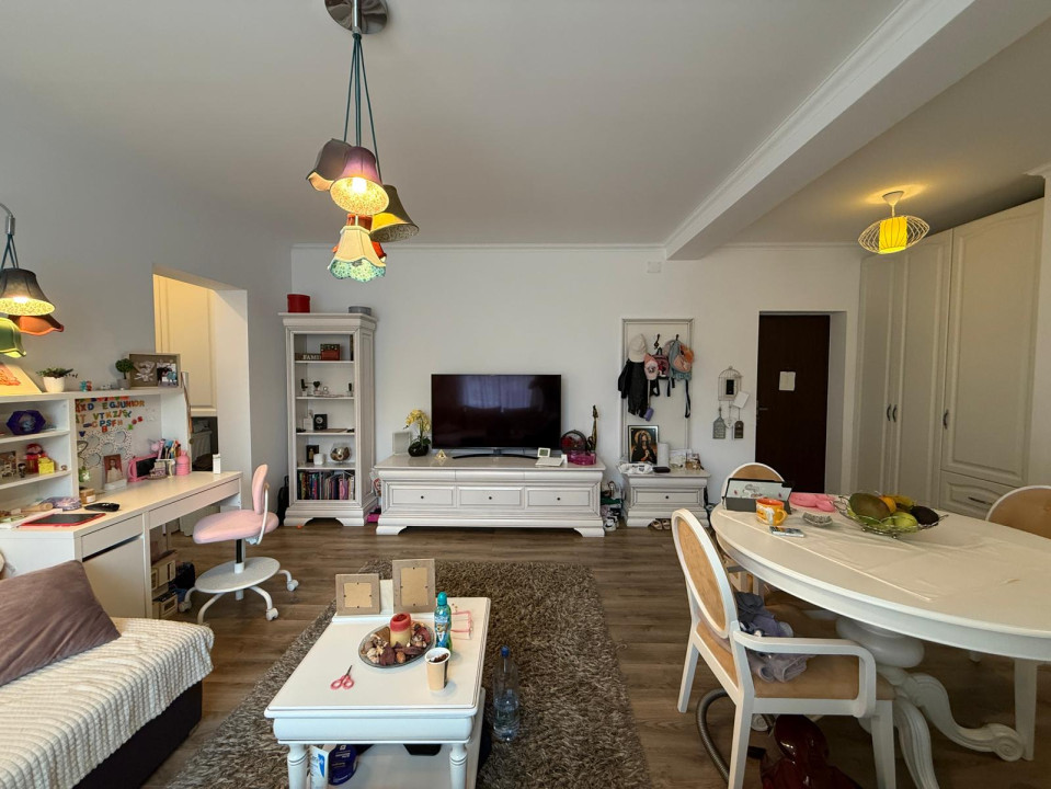 Apartament 2 camere, utilat si mobilat, 2 locuri de parcare - Hotel IQ