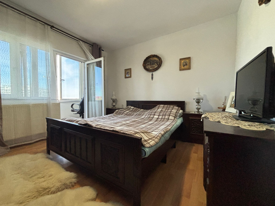 COMISION 0%-Apartament 3 camere, decomandat, 65 mp - zona Soarelui