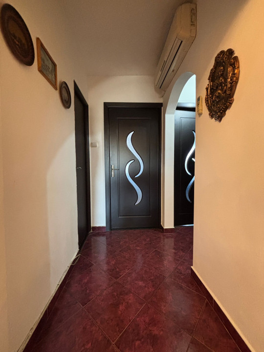 COMISION 0%-Apartament 3 camere, decomandat, 65 mp - zona Soarelui