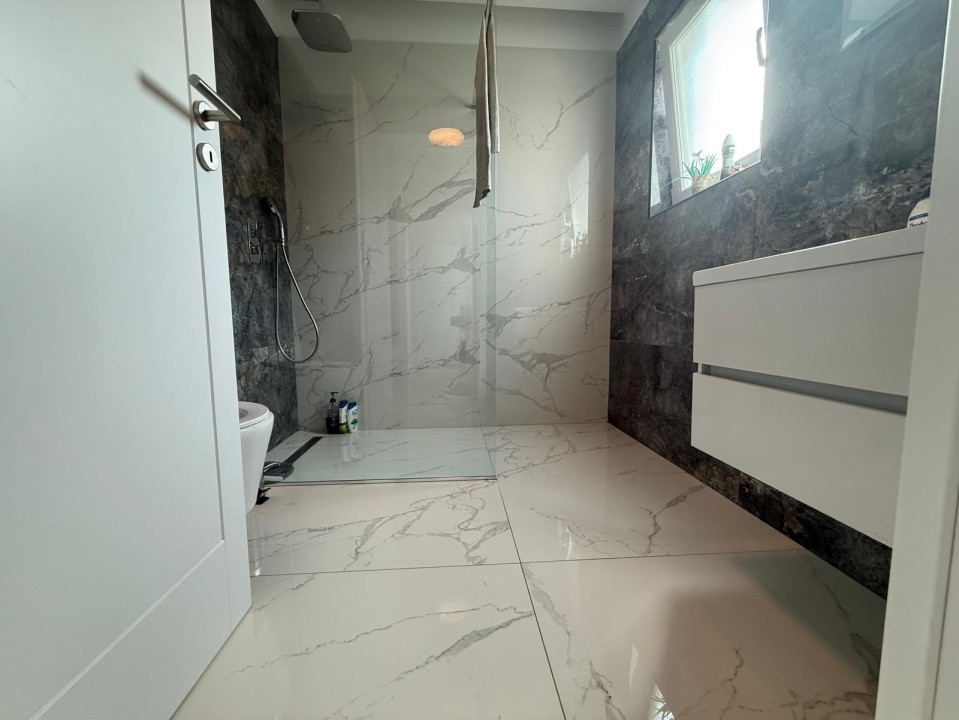 COMISION 0%-Duplex 5 camere, 128 mp, despartit prin camera tehnica in Mosnita