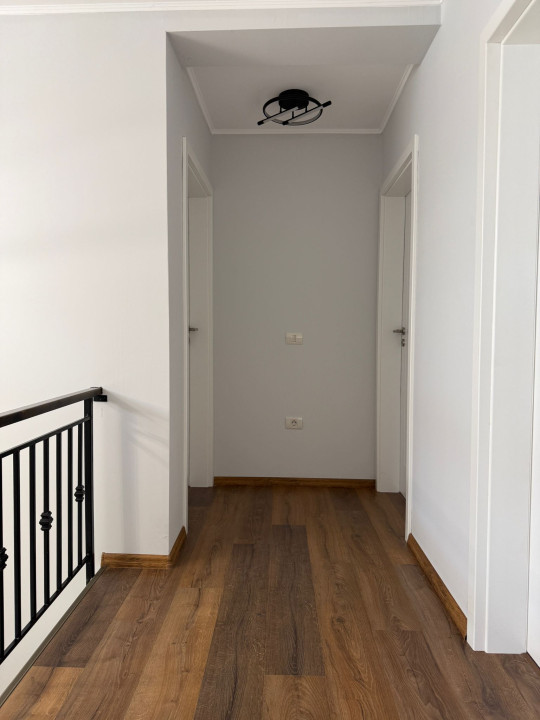 COMISION 0%-Duplex 5 camere, 128 mp, despartit prin camera tehnica in Mosnita