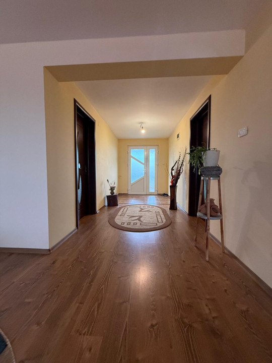 COMISION 0% Casa individuala, 6 camere, 230 mp utili + garaj - Remetea Mare