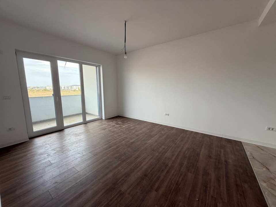 Apartament 2 camere, etaj 2/3 in Giroc - Hotel IQ