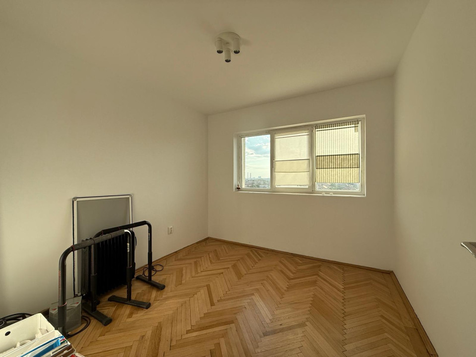 Apartament 3 camere, 74 mp utili,  cu vedere panoramica - Complex studentesc