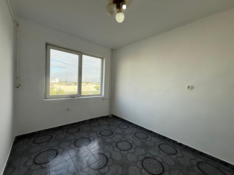 Apartament 2 camere, etaj 3,  mp 49 mp utili, zona Soarelui