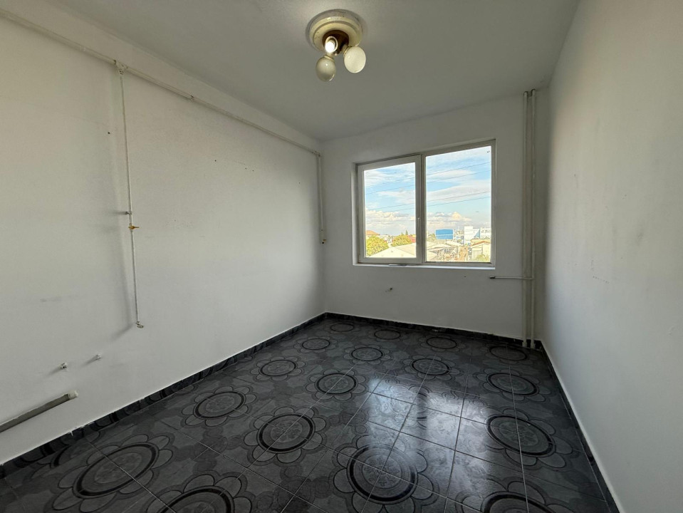 Apartament 2 camere, etaj 3,  mp 49 mp utili, zona Soarelui