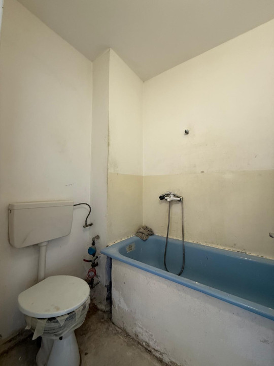 Apartament 2 camere, etaj 3,  mp 49 mp utili, zona Soarelui