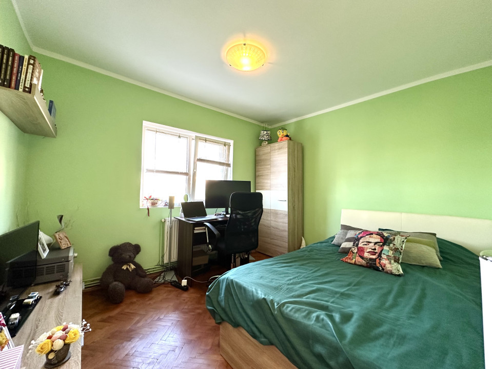 Apartament 2 camere, 46 mp utili, etaj intermediar - zona Lipovei 