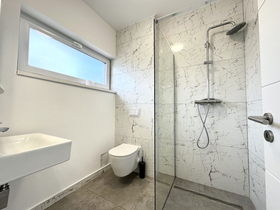 Triplex spatios, 3 camere, 75 mp utili, 200 mp teren - Dumbravita