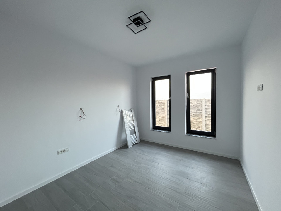 Duplex 3 camere, 89mp utili + 14mp terasa, 297mp teren in Mosnita Noua 