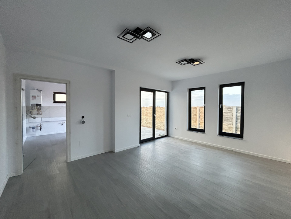Duplex 3 camere, 89mp utili + 14mp terasa, 297mp teren in Mosnita Noua 