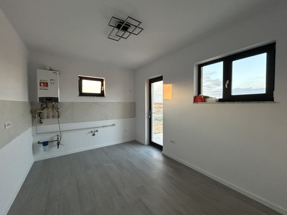Duplex 3 camere, 89mp utili + 14mp terasa, 297mp teren in Mosnita Noua 