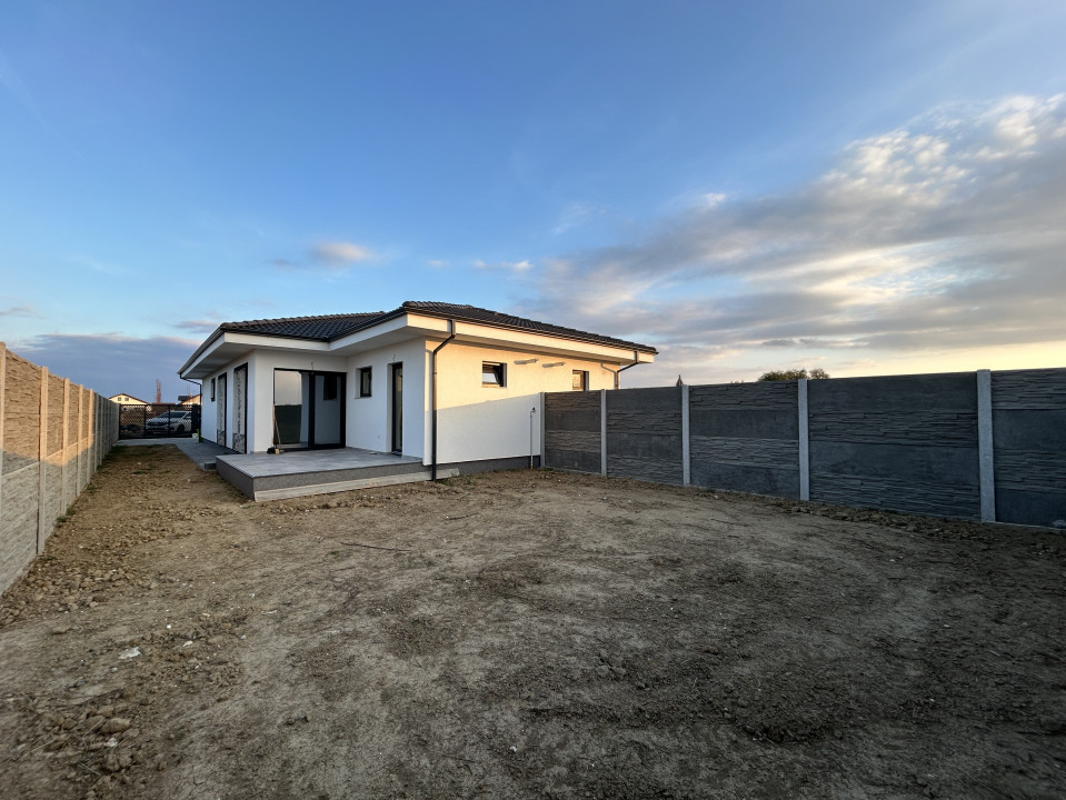 Duplex 3 camere, 89mp utili + 14mp terasa, 297mp teren in Mosnita Noua 