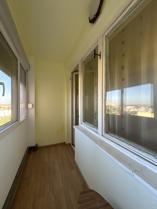 Apartament 2 camere, decomandat, etajul 7, lift, zona Circumvalatiunii