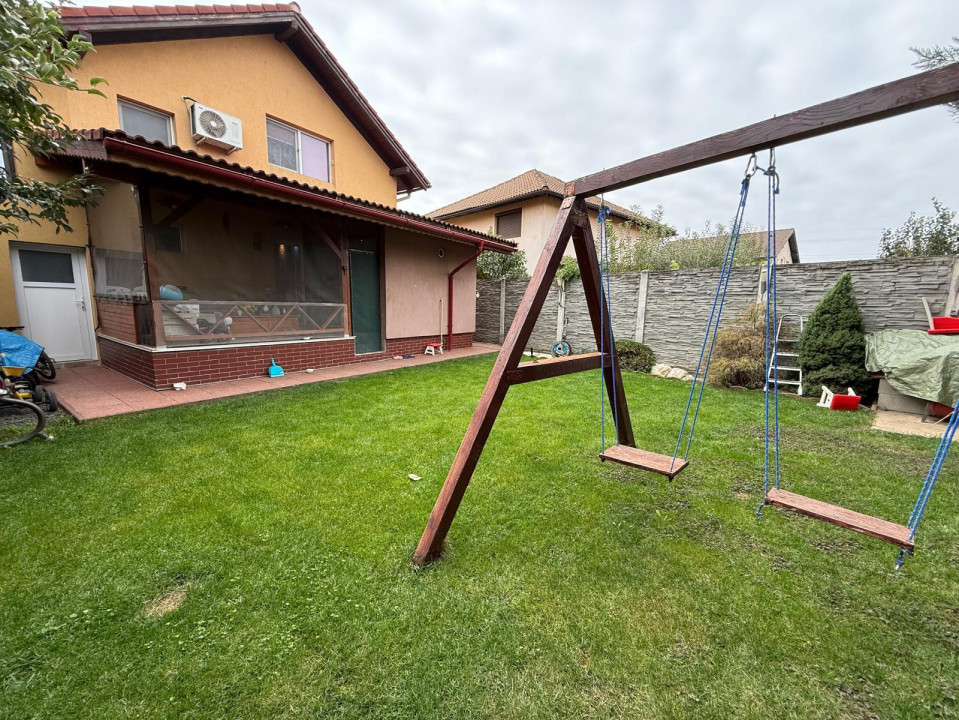 Casa individuala, 3 camere, 105 mp utili, cu garaj - Giroc