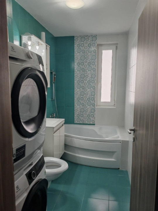 Apartament 3 camere, open space, 67mp, 8mp balcon, zona ESO Giroc