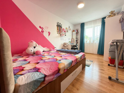 Apartament cu 2 camere, decomandat, 54 mp utili - Giroc