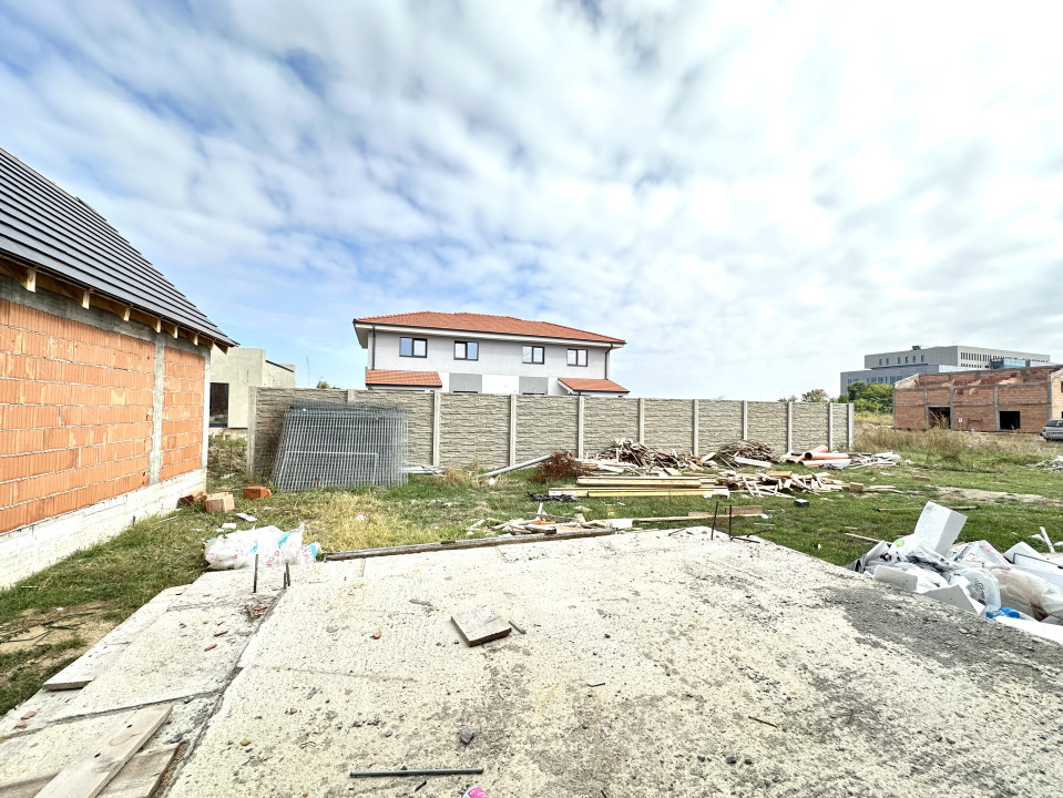 Duplex 4 camere, 117 mp utili, 300 mp teren - Ghiroda  