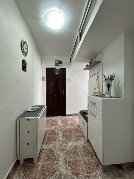 Apartament 2 camere, 42mp utili, etaj 4/5, zona Girocului