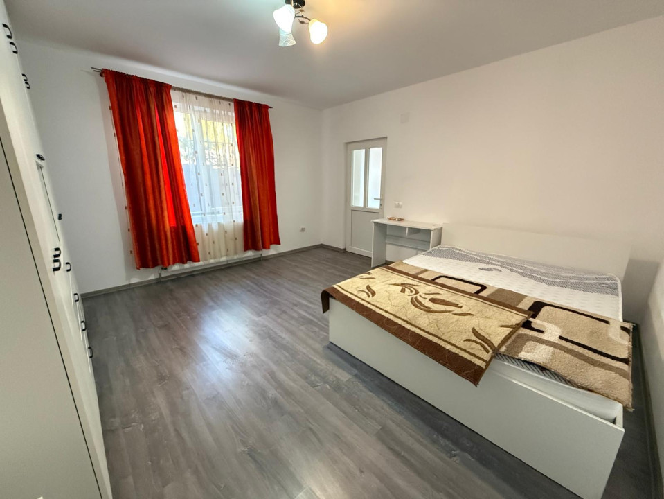 Casa la curte comuna, 1 camera, 40 mp + terasa generoasa - Balcescu