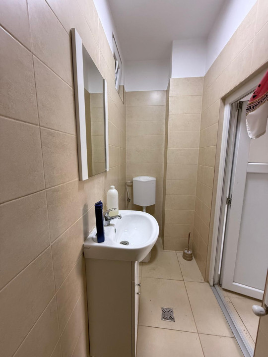 Casa la curte comuna, 1 camera, 40 mp + terasa generoasa - Balcescu