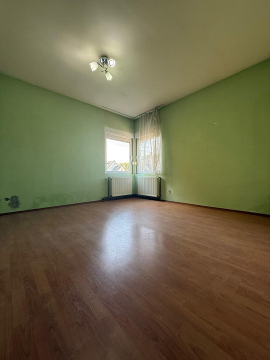 Casa individuala, 7 camere, parter+mansarda, 220 mp - Braytim