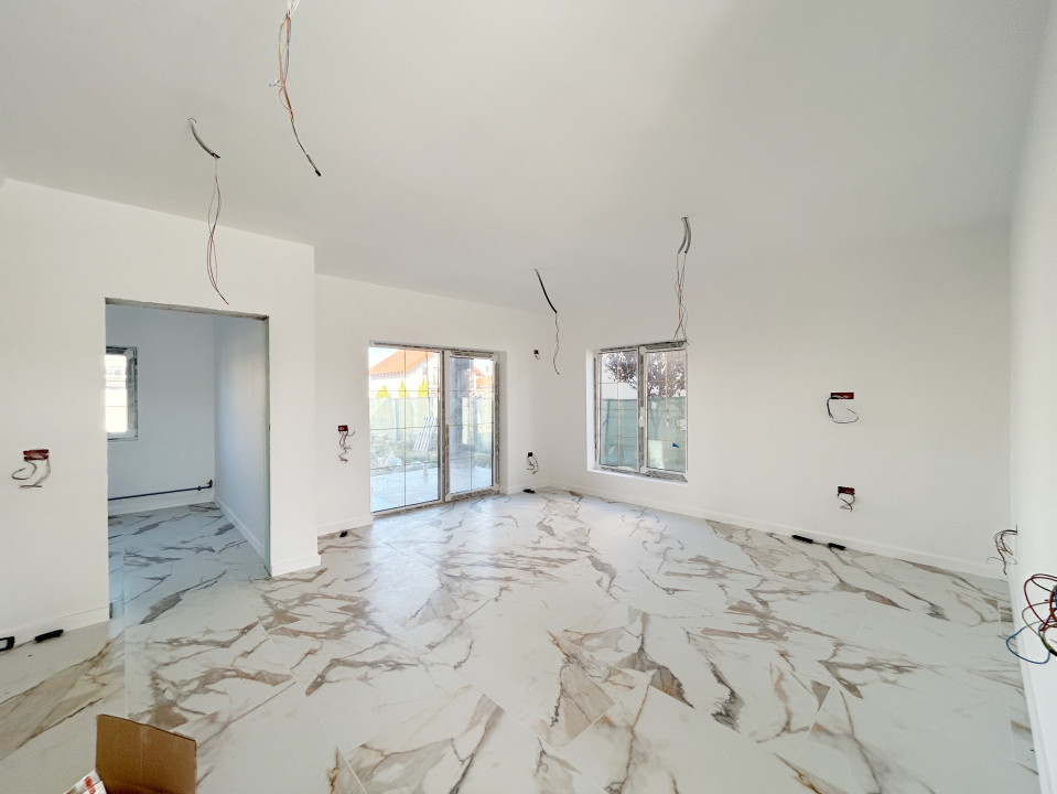 Duplex 5 camere, 128mp utili, 300mp teren in Mosnita Noua, zona ESO