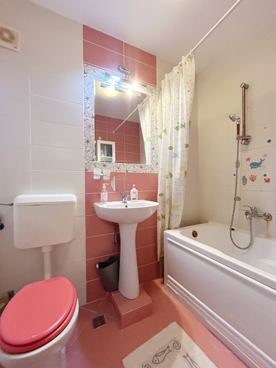 Apartament 3 camere, open space, 55mp, etaj 3 in Giroc - Hotel IQ 