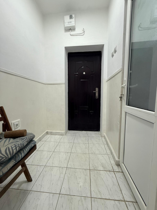 Garsoniera practica, renovata recent, 13 mp - Calea Buziasului