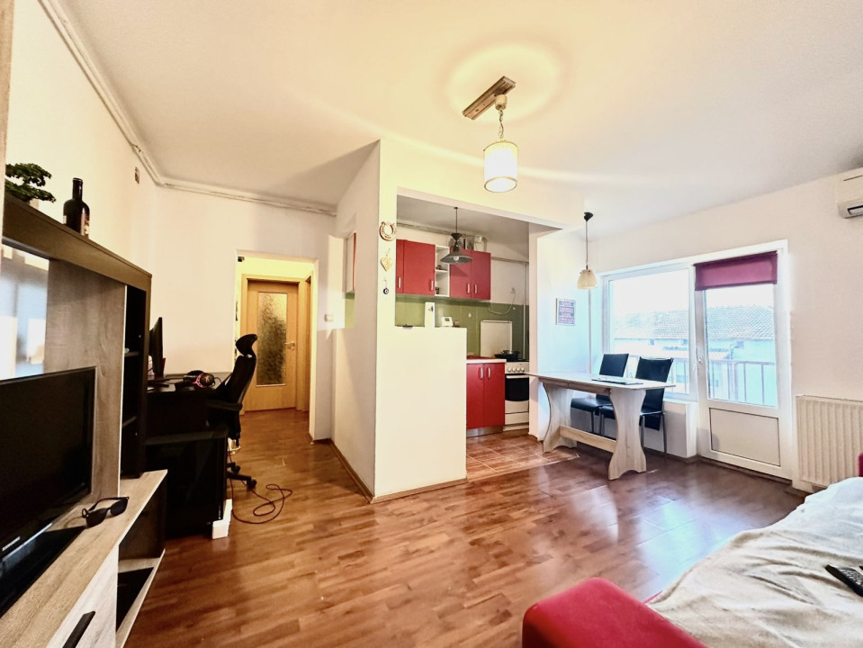 Apartament 2 camere, 49 mp utili, etaj 5 -  Aradului