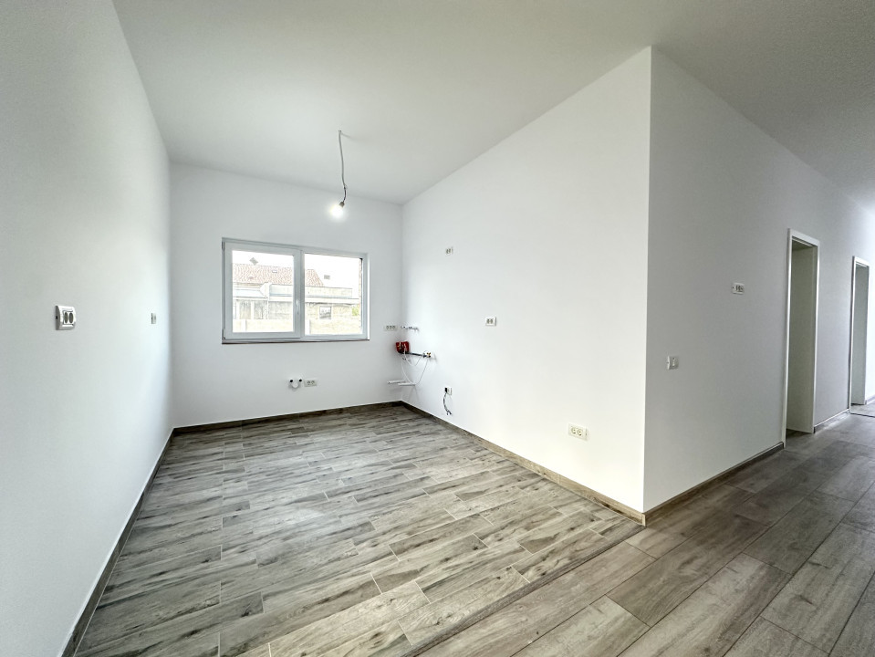 Duplex 3 camere, 309 mp teren, pret excelent - Bucovat 