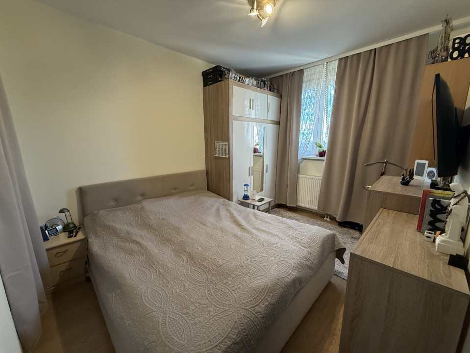 Apartament modern, 3 camere, decomandat, 70 mp utili - Lipovei