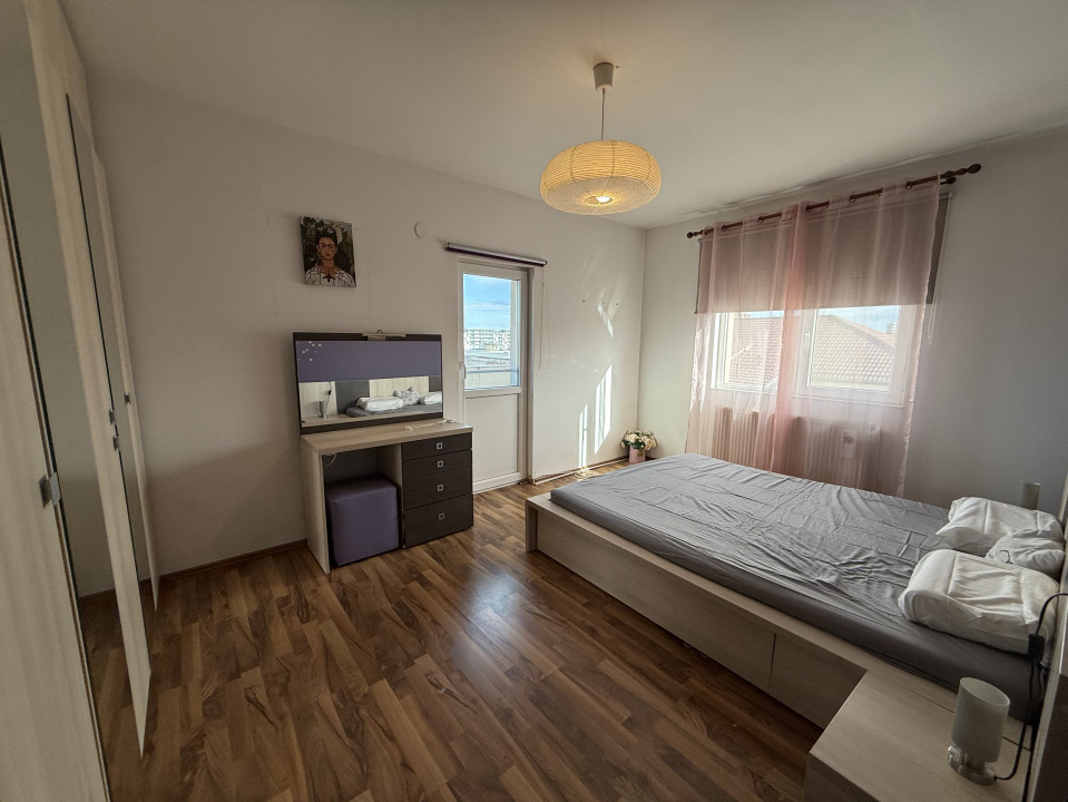 Apartament 3 camere, 65 mp utili, open-space - Soarelui