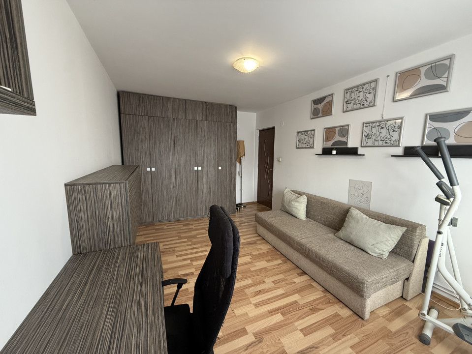 Apartament 3 camere, 65 mp utili, open-space - Soarelui