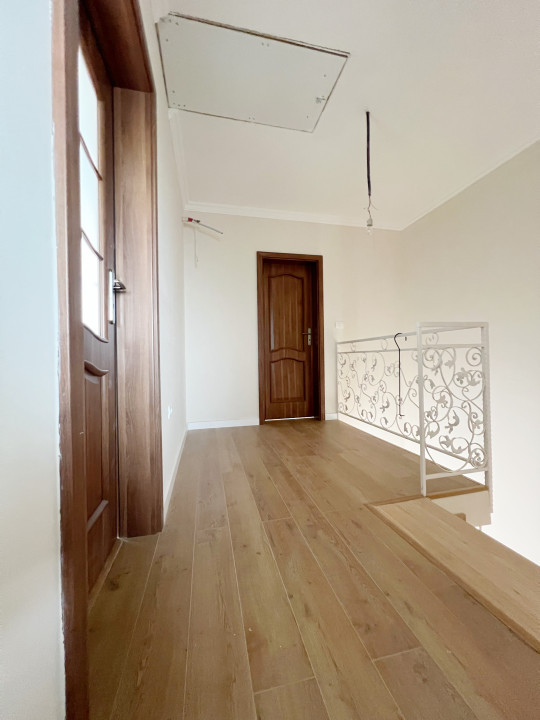 Casa insiruita, 4 camere, 87mp, 24mp terasa, toate utilitatile, in Giroc