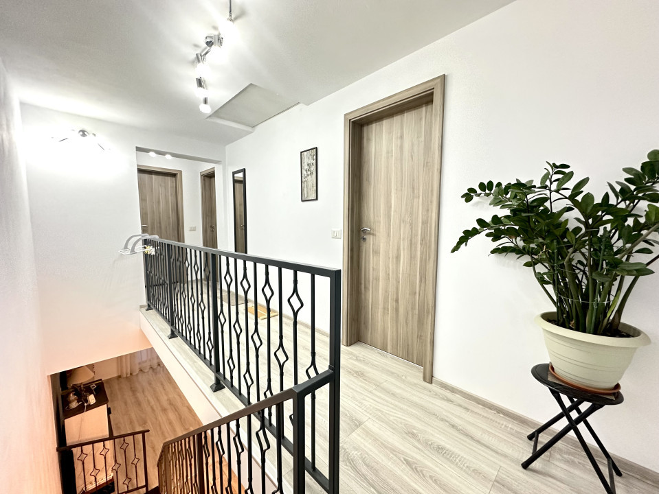 Triplex mobilat modern, 3 camere, 80 mp utili - Sanandrei