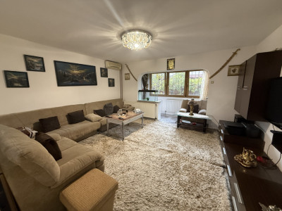 Apartament, 3 camere, decomandat, 95 mp, parter - Girocului